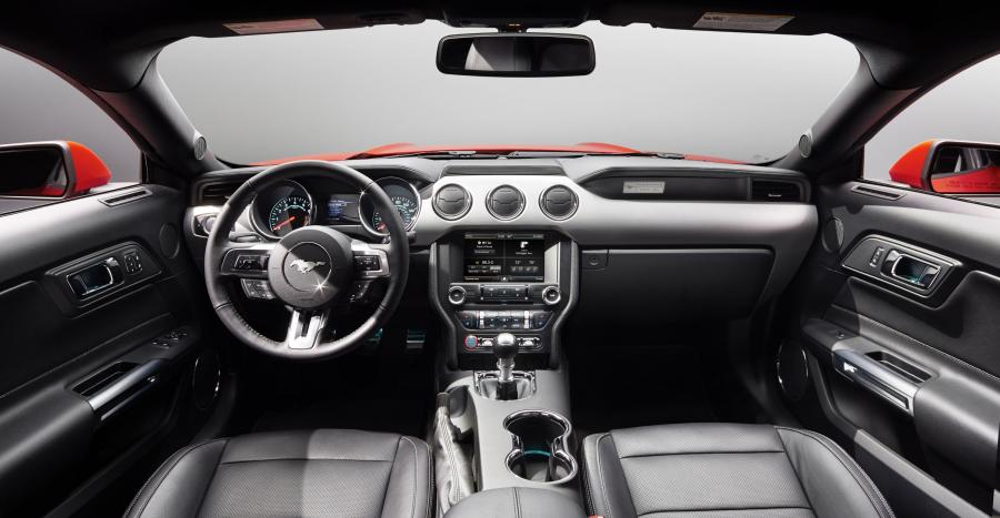  Ford Mustang GT 2015 года  (фото 92 из 93)